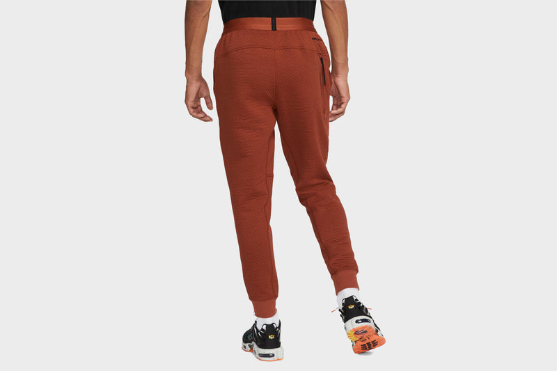 Nike Sportswear Therma-FIT ADV Tech Pack Pants (Redstone/Oxen Brown/Oxen Brown) - M Apparel Nike Sportswear Therma-FIT ADV Tech Pack Pants (Redstone/Oxen Brown/Oxen Brown) - M -shooos shop NikeSportswearTherma FITADVTechPackPants Redstone OxenBrown OxenBrown DD6625