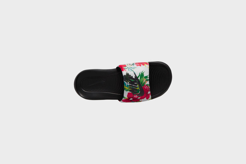 WMNS Nike Victori One Slide Print (White/Black-Siren Red) - 5 WMNS Sneakers WMNS Nike Victori One Slide Print (White/Black-Siren Red) - 5 WMNS -shooos shop NikeWVictoriOne White SirenRed AtomicGreen Black CN9676