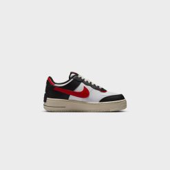 Sneakers WMNS Nike AF1 Shadow (Summit White/University Red) - 5W -shooos shop WMNSNikeAF1Shadow SummitWhite UniversityRed DR7883 1023 800x