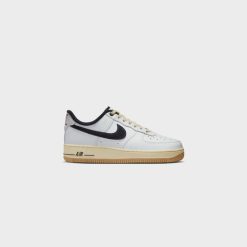 Sneakers WMNS Nike Air Force 1 ‘07 LX (Summit White/Black-Muslin) - 5W -shooos shop WMNSNikeAirForce1 07LX SummitWhite Black Muslin DR0148 1014 800x