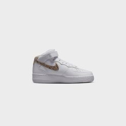 Sneakers WMNS Nike Air Force 1 ‘07 Mid (White/Sanddrift-Black) - 5W 13 Sneakers WMNS Nike Air Force 1 ‘07 Mid (White/Sanddrift-Black) - 5W -shooos shop WMNSNikeAirForce1 07Mid White Sanddrift Black DD9625 1013 800x