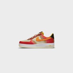 Sneakers WMNS Nike Air Force 1 ‘07 PRM (Habanero Red/Light Curry) - WMNS 5