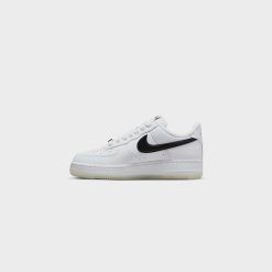 Sneakers WMNS Nike Air Force 1 ‘07 PRM (White/Black-Metallic Gold) - 5W 16 Sneakers WMNS Nike Air Force 1 ‘07 PRM (White/Black-Metallic Gold) - 5W -shooos shop WMNSNikeAirForce1 07PRM White Black MetallicGold DX2307 1005 800x
