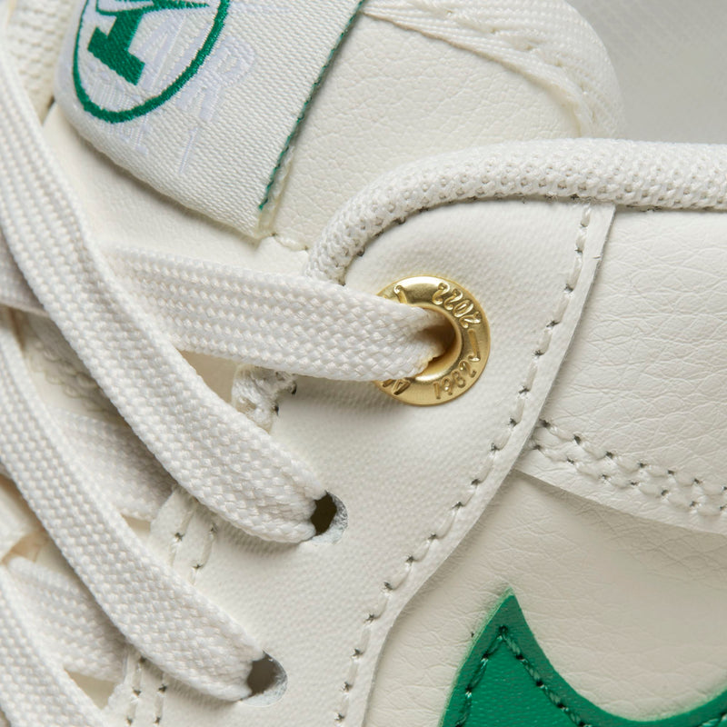 WMNS Nike Air Force 1 ‘07 SE (Sail/Malachite-White) - 5W Sneakers WMNS Nike Air Force 1 ‘07 SE (Sail/Malachite-White) - 5W -shooos shop WMNSNikeAirForce1 07SE Sail Malachite White DQ7582