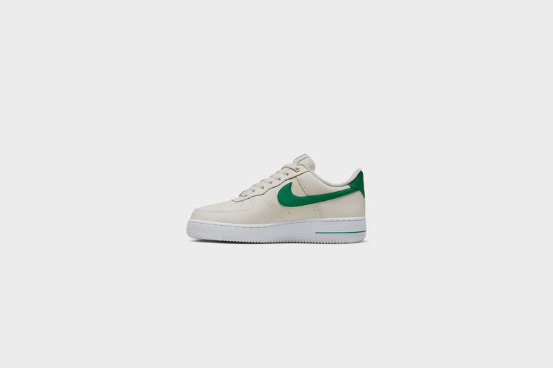 WMNS Nike Air Force 1 ‘07 SE (Sail/Malachite-White) - 5W Sneakers WMNS Nike Air Force 1 ‘07 SE (Sail/Malachite-White) - 5W -shooos shop WMNSNikeAirForce1 07SE Sail Malachite White DQ7582