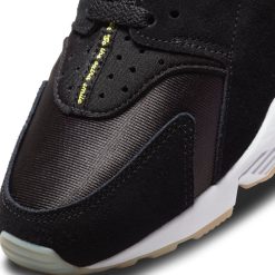 Sneakers WMNS Nike Air Huarache (Black/Yellow Strike-White) - 5W -shooos shop WMNSNikeAirHuarache Black YellowStrike White DO5873 0018 800x