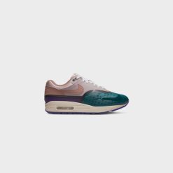 Sneakers WMNS Nike Air Max 1 PRM (Plum Fog/Fossil Rose) - 5.5W 3 Sneakers WMNS Nike Air Max 1 PRM (Plum Fog/Fossil Rose) - 5.5W -shooos shop WMNSNikeAirMax1PRM PlumFog FossilRose DV2301 5014 800x