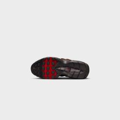 Sneakers WMNS Nike Air Max 95 (Brown Basalt/University Red) - WMNS 5 17 Sneakers WMNS Nike Air Max 95 (Brown Basalt/University Red) - WMNS 5 -shooos shop WMNSNikeAirMax95 BrownBasalt UniversityRed DZ4710 2008 800x