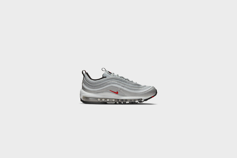 WMNS Nike Air Max 97 OG (Metallic Silver/Varsity Red) - 5W Sneakers WMNS Nike Air Max 97 OG (Metallic Silver/Varsity Red) - 5W -shooos shop WMNSNikeAirMax97OG MetallicSilver VarsityRed DQ9131