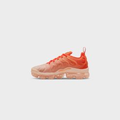 Sneakers WMNS Nike Air VaporMax Plus (Guava Ice/Rush Orange-Black) - 5W 4 Sneakers WMNS Nike Air VaporMax Plus (Guava Ice/Rush Orange-Black) - 5W -shooos shop WMNSNikeAirVaporMaxPlus GuavaIce RushOrange Black DQ8588 8005 800x