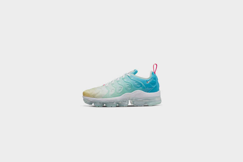 WMNS Nike Air VaporMax Plus (Mint Foam/Metallic Silver) - 5W Sneakers WMNS Nike Air VaporMax Plus (Mint Foam/Metallic Silver) - 5W -shooos shop WMNSNikeAirVaporMaxPlus MintFoam MetallicSilver DQ7651