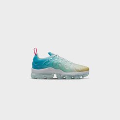 Sneakers WMNS Nike Air VaporMax Plus (Mint Foam/Metallic Silver) - 5W 2 Sneakers WMNS Nike Air VaporMax Plus (Mint Foam/Metallic Silver) - 5W -shooos shop WMNSNikeAirVaporMaxPlus MintFoam MetallicSilver DQ7651 3003 800x