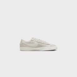 Sneakers WMNS Nike Blazer Low '77 SE (Sail/Multi-Color-Sesame) - 5.5 W 12 Sneakers WMNS Nike Blazer Low '77 SE (Sail/Multi-Color-Sesame) - 5.5 W -shooos shop WMNSNikeBlazerLow 77SE Sail Multi Color Sesame DR9955 1003 800x
