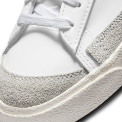 Sneakers WMNS Nike Blazer Low ‘77 (White/Black-Sail-White) - 5W 18 Sneakers WMNS Nike Blazer Low ‘77 (White/Black-Sail-White) - 5W -shooos shop WMNSNikeBlazerLow 77 White Black Sail White DC4769 1029 800x