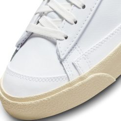 Sneakers WMNS Nike Blazer Mid ‘77 SE (White/Team Red-Muslin) - 5W 11 Sneakers WMNS Nike Blazer Mid ‘77 SE (White/Team Red-Muslin) - 5W -shooos shop WMNSNikeBlazerMid 77SE White TeamRed Muslin DV7003 10012 800x