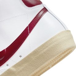 Sneakers WMNS Nike Blazer Mid ‘77 SE (White/Team Red-Muslin) - 5W 12 Sneakers WMNS Nike Blazer Mid ‘77 SE (White/Team Red-Muslin) - 5W -shooos shop WMNSNikeBlazerMid 77SE White TeamRed Muslin DV7003 10013 800x
