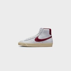 Sneakers WMNS Nike Blazer Mid ‘77 SE (White/Team Red-Muslin) - 5W