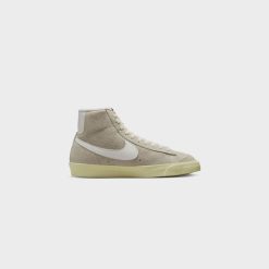 Sneakers WMNS Nike Blazer Mid '77 VNTG (Light Bone/Sail-Alabaster) - 5.5 WMNS 2 Sneakers WMNS Nike Blazer Mid '77 VNTG (Light Bone/Sail-Alabaster) - 5.5 WMNS -shooos shop WMNSNikeBlazerMid 77VNTG LightBone Sail Alabaster DV7006 0013 800x