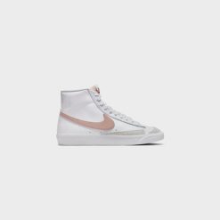 Sneakers WMNS Nike Blazer Mid ‘77 (White/Pink Oxford-Black) - 5W 3 Sneakers WMNS Nike Blazer Mid ‘77 (White/Pink Oxford-Black) - 5W -shooos shop WMNSNikeBlazerMid 77 White PinkOxford Black CZ1055 1184 800x