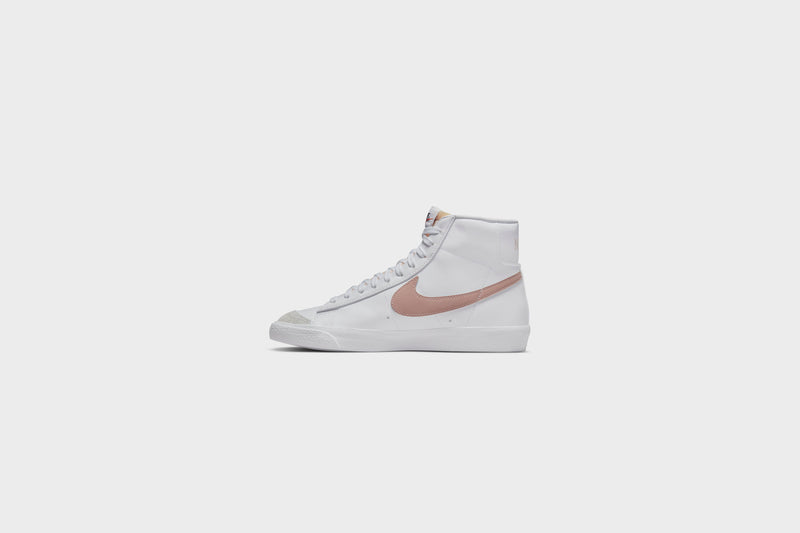 WMNS Nike Blazer Mid ‘77 (White/Pink Oxford-Black) - 5W Sneakers WMNS Nike Blazer Mid ‘77 (White/Pink Oxford-Black) - 5W -shooos shop WMNSNikeBlazerMid 77 White PinkOxford Black CZ1055