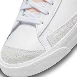 Sneakers WMNS Nike Blazer Mid ‘77 (White/Pink Oxford-Black) - 5W 5 Sneakers WMNS Nike Blazer Mid ‘77 (White/Pink Oxford-Black) - 5W -shooos shop WMNSNikeBlazerMid 77 White PinkOxford Black CZ1055 1186 800x
