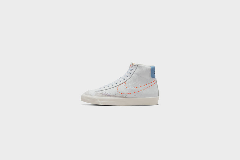 WMNS Nike Blazer Mid ‘77 (White/Safety Orange-Lilac) - 5W Sneakers WMNS Nike Blazer Mid ‘77 (White/Safety Orange-Lilac) - 5W -shooos shop WMNSNikeBlazerMid 77 White SafetyOrange Lilac DX2350