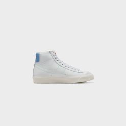 Sneakers WMNS Nike Blazer Mid ‘77 (White/Safety Orange-Lilac) - 5W 2 Sneakers WMNS Nike Blazer Mid ‘77 (White/Safety Orange-Lilac) - 5W -shooos shop WMNSNikeBlazerMid 77 White SafetyOrange Lilac DX2350 1003 800x
