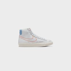 Sneakers WMNS Nike Blazer Mid ‘77 (White/Safety Orange-Lilac) - 5W 3 Sneakers WMNS Nike Blazer Mid ‘77 (White/Safety Orange-Lilac) - 5W -shooos shop WMNSNikeBlazerMid 77 White SafetyOrange Lilac DX2350 1004 800x