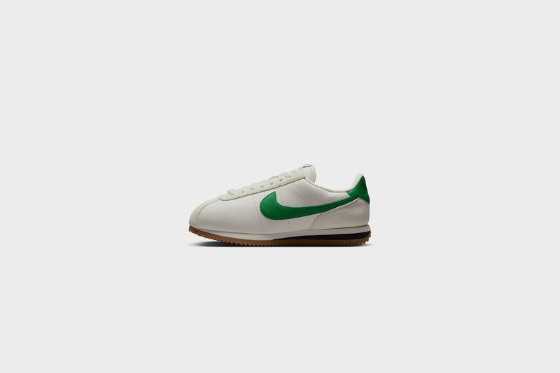 WMNS Nike Cortez (Sail/Aloe Verde-Black) - 5W Sneakers WMNS Nike Cortez (Sail/Aloe Verde-Black) - 5W -shooos shop WMNSNikeCortez Sail AloeVerde Black FD2334