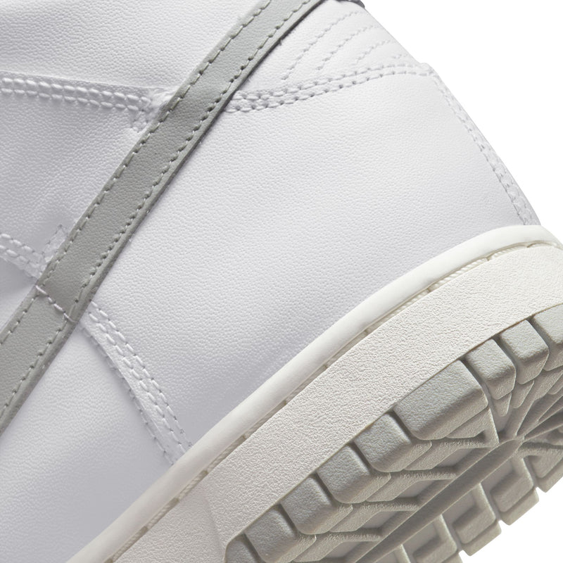 WMNS Nike Dunk High (White/Grey Fog-Sail) - WMNS 5.5 Sneakers WMNS Nike Dunk High (White/Grey Fog-Sail) - WMNS 5.5 -shooos shop WMNSNikeDunkHigh White GreyFog Sail DD1869