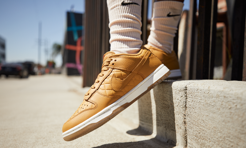 Sneakers WMNS Nike Dunk Low (Wheat/Wheat-Sail-Black) - 5 W 11 Sneakers WMNS Nike Dunk Low (Wheat/Wheat-Sail-Black) - 5 W - Image 11