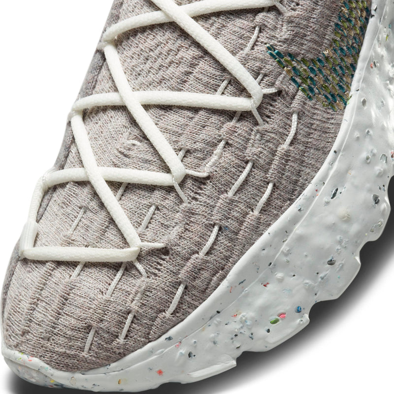 WMNS Nike Space Hippie 04 (Summit White/Mean Green) - 5.5 Sneakers WMNS Nike Space Hippie 04 (Summit White/Mean Green) - 5.5 -shooos shop WMNSNikeSpaceHippie04 SummitWhite MeanGreen CD3476