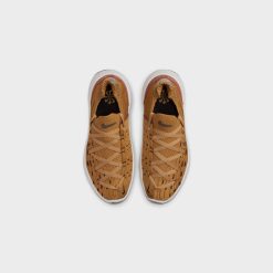 Sneakers WMNS Nike Space Hippie 04 (Wheat/Black-Dark Beetroot) - 5W -shooos shop WMNSNikeSpaceHippie04 Wheat Black DarkBeetroot DA2725 7013 800x