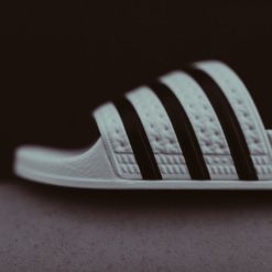 Sneakers Adidas Adilette (White/Black/White) - 4 -shooos shop adidas adilette white 2 dbc19020 be41 41dd bca7 1d75485622c0 800x