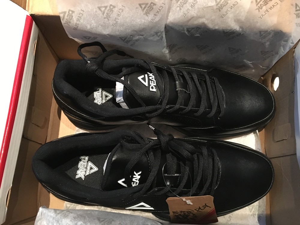 China&Sport Peak FIBA Sponsor Basketball Referee Shoes In White Peak Logo 3 China&Sport Peak FIBA Sponsor Basketball Referee Shoes In White Peak Logo - Image 3